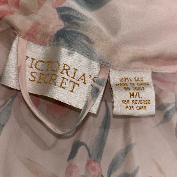 VTG Victoria’s Secret Gold Label 100% Silk Floral Pastel Robe Women’s Sz M/L - Picture 3 of 4